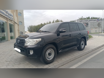 Toyota  Land Cruiser  G  2012  Automatic  364,000 Km  6 Cylinder  Four Wheel Drive (4WD)  SUV  Black