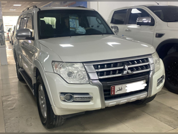 Mitsubishi  Pajero  2019  Automatic  183,000 Km  6 Cylinder  Four Wheel Drive (4WD)  SUV  White