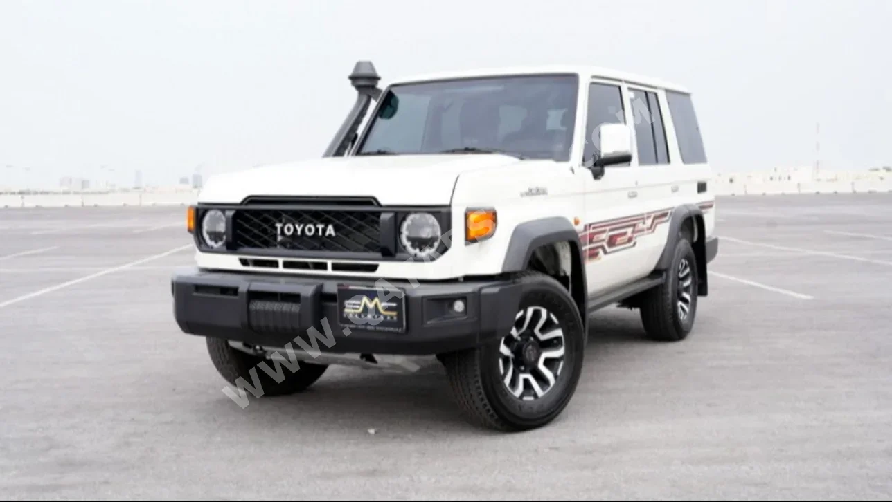 تويوتا  لاند كروزر  ال اكس  2024  اوتوماتيك  3,000 كم  6 سلندر  دفع رباعي  اس يو في  أبيض  تحت الضمان