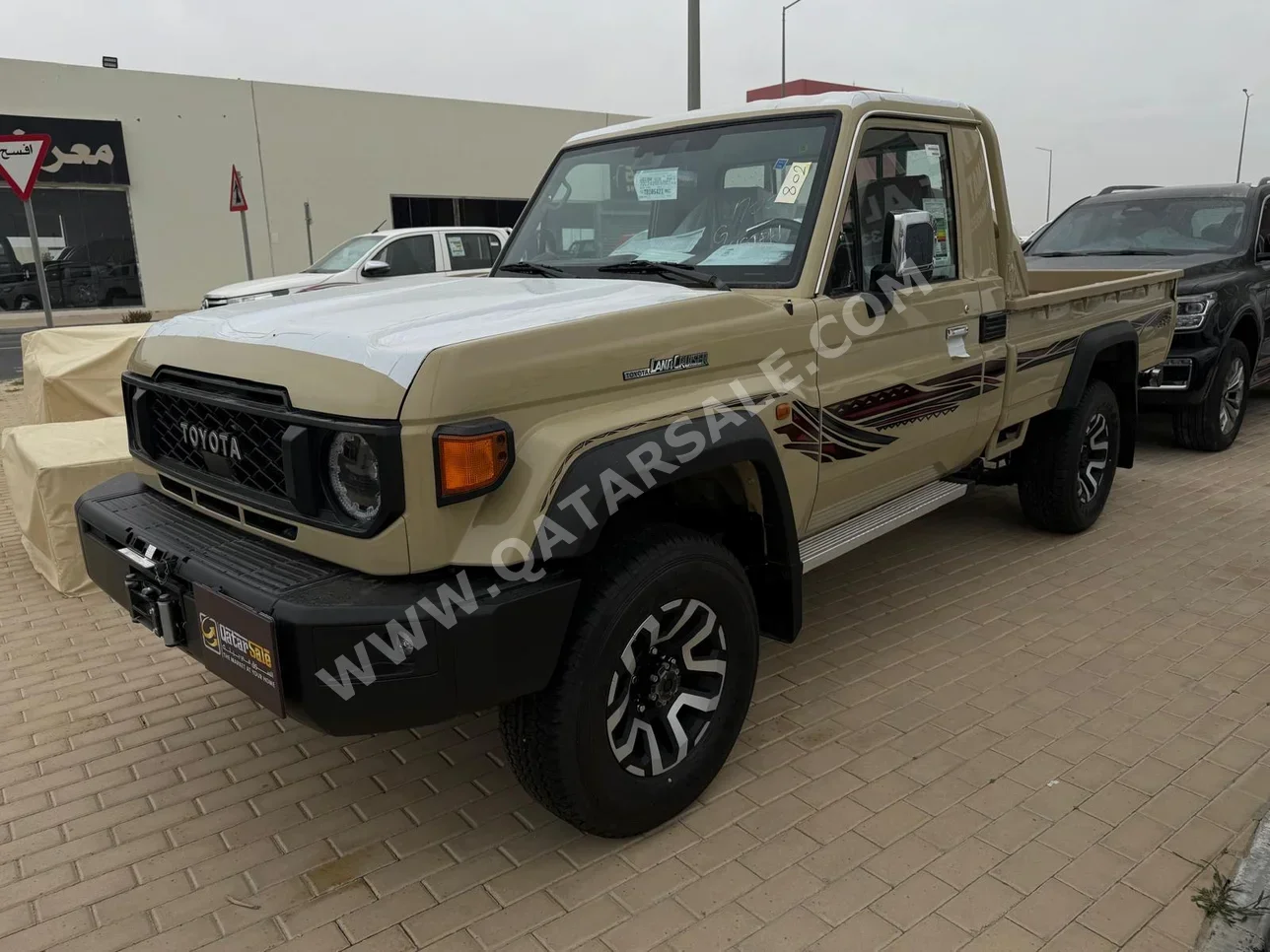 Toyota  Land Cruiser  LX  2026  Automatic  0 Km  6 Cylinder  Four Wheel Drive (4WD)  Pick Up  Beige  With Warranty