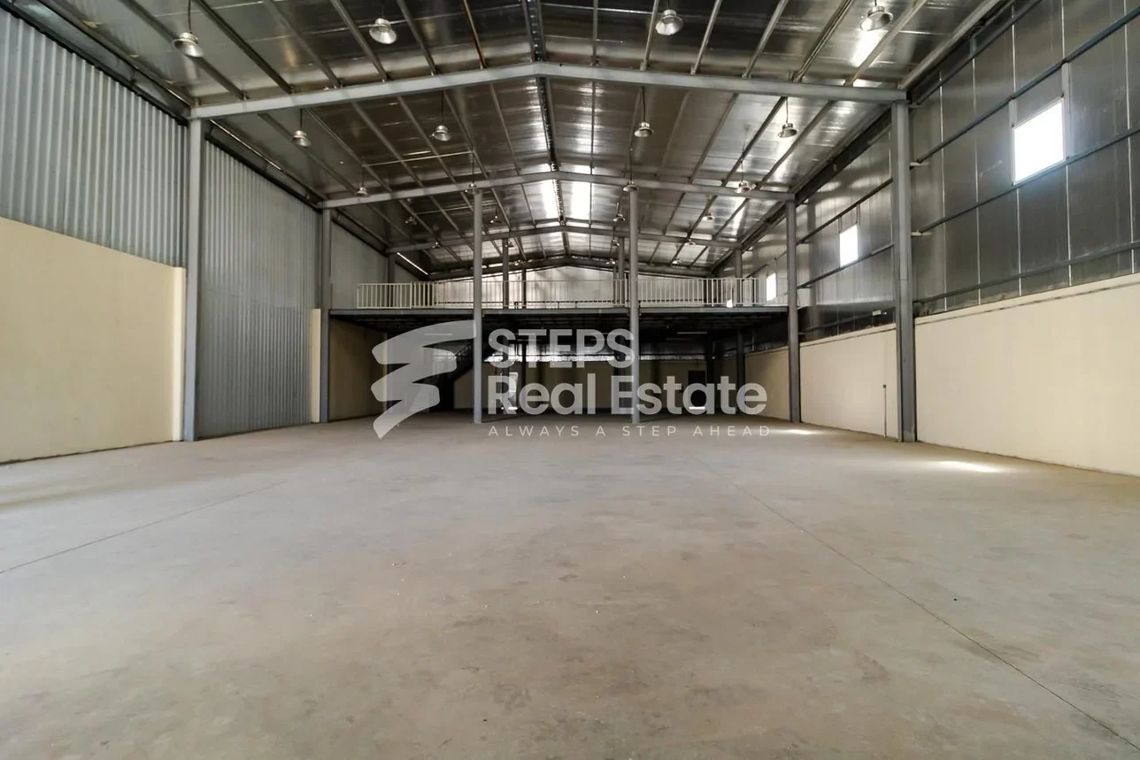 Warehouses & Stores - Al Wakrah  - Barkit Al Awamer  -Area Size: 600 Square Meter