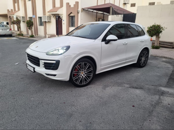 Porsche  Cayenne  GTS  2016  Automatic  140,000 Km  6 Cylinder  Four Wheel Drive (4WD)  SUV  White