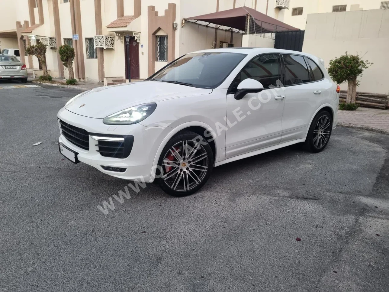 Porsche  Cayenne  GTS  2016  Automatic  140,000 Km  6 Cylinder  Four Wheel Drive (4WD)  SUV  White