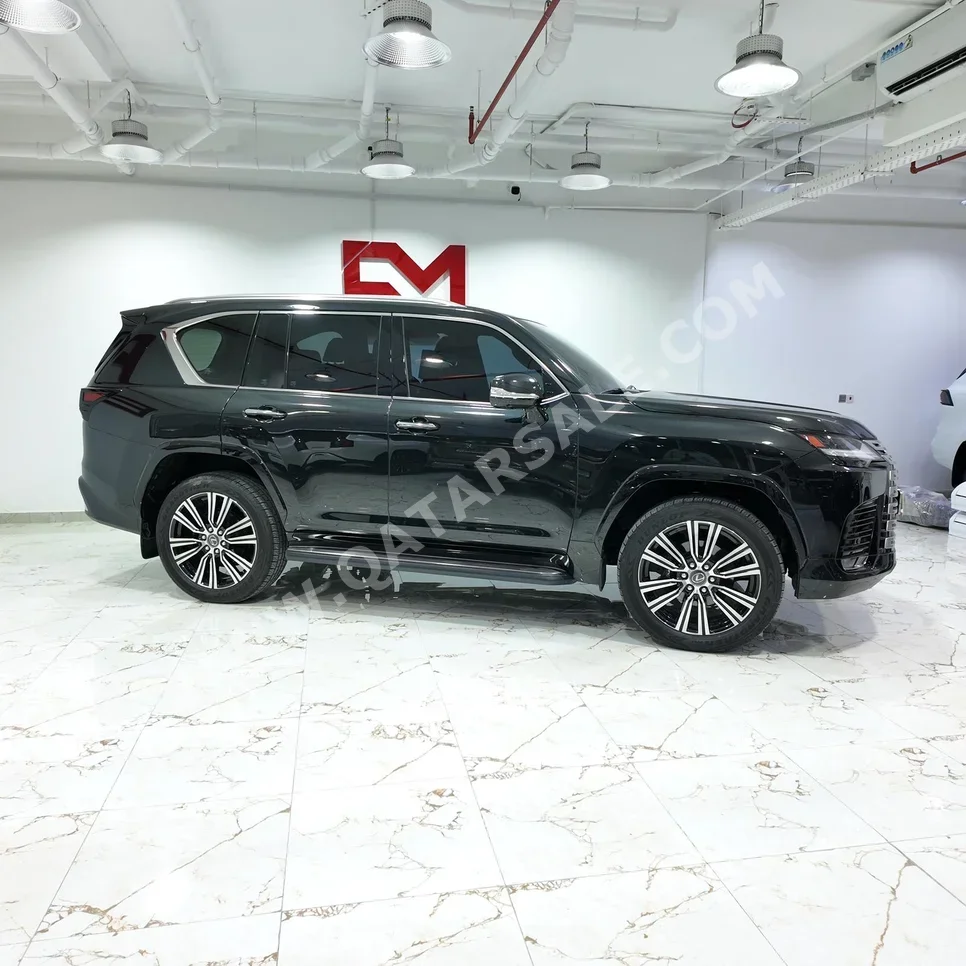 Lexus  LX  600 Luxury  2025  Automatic  14,000 Km  6 Cylinder  Four Wheel Drive (4WD)  SUV  Black  With Warranty