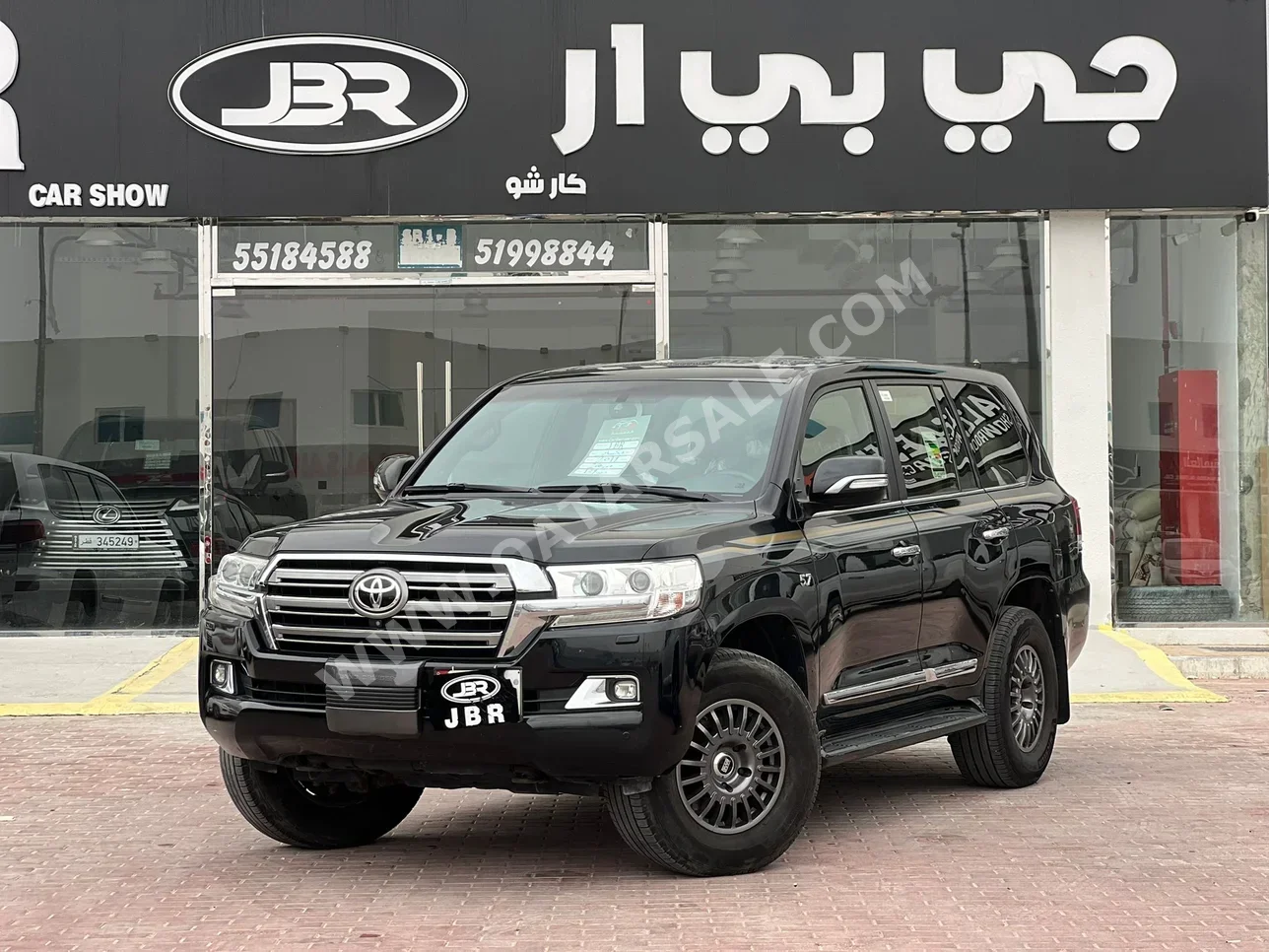 تويوتا  لاند كروزر  في اكس ار  2019  اوتوماتيك  268,600 كم  8 سلندر  دفع رباعي  اس يو في  أسود