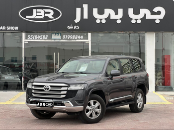 تويوتا  لاند كروزر  جي اكس  2022  اوتوماتيك  178,000 كم  6 سلندر  دفع رباعي  اس يو في  رمادي