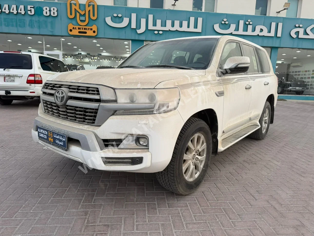 تويوتا  لاند كروزر  جي اكس ار  2021  اوتوماتيك  0 كم  8 سلندر  دفع رباعي  اس يو في  أبيض