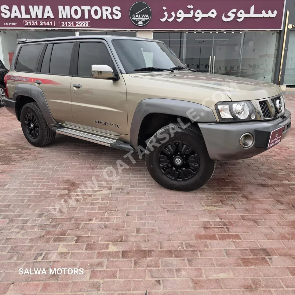 نيسان  باترول  سوبر سفاري  2020  اوتوماتيك  138,000 كم  6 سلندر  دفع رباعي  اس يو في  ذهبي