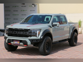 Ford  Raptor  2022  Automatic  45,000 Km  6 Cylinder  Four Wheel Drive (4WD)  Pick Up  Gray Nardo  With Warranty