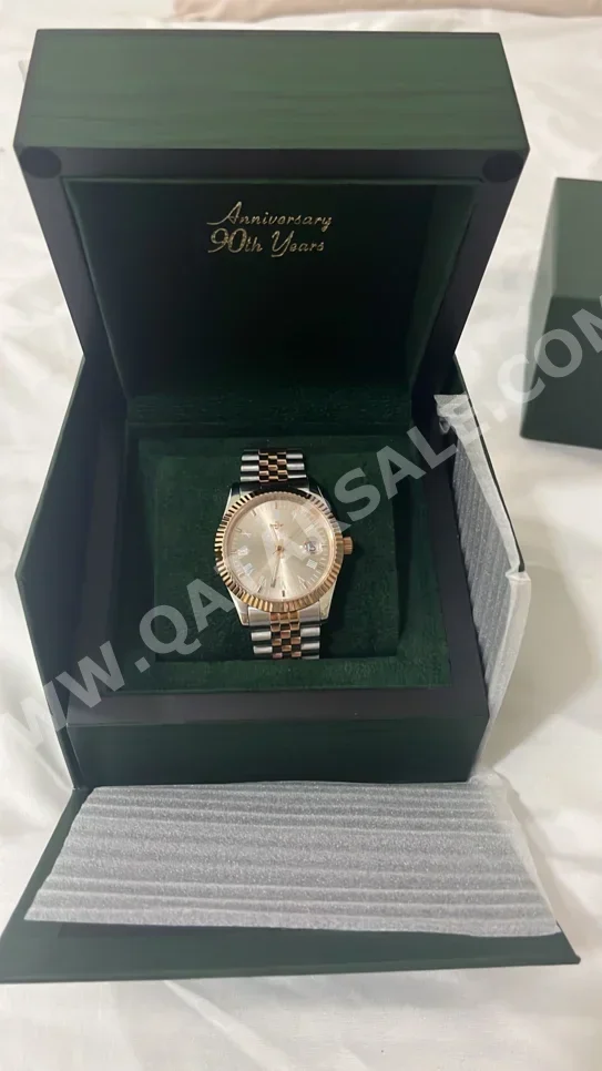 ساعات - ساعات ميكانيكية  - متعدد الألوان  - ساعات رجالي