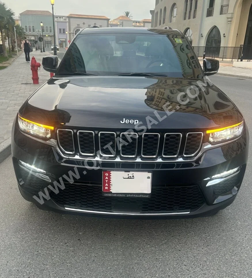 Jeep  Grand Cherokee  Limited  2023  Automatic  24,500 Km  6 Cylinder  Four Wheel Drive (4WD)  SUV  Black  With Warranty