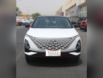 شيري اومودا 5 4 سلندر سبورت أبيض 2023