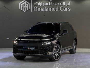 XPeng  G9  performance  2025  Automatic  12,000 Km  6 Cylinder  Four Wheel Drive (4WD)  SUV  Black  With Warranty