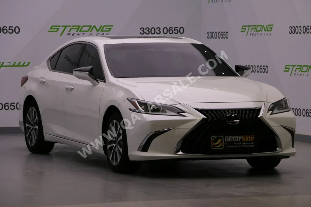 لكزس  إيه أس  300h  2023  اوتوماتيك  29,000 كم  4 سلندر  دفع رباعي  سيدان  أبيض  تحت الضمان