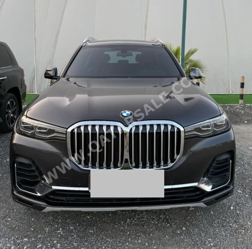 بي ام دبليو  الفئة - اكس  اكس7 40 اي  2022  اوتوماتيك  190,000 كم  6 سلندر  دفع رباعي  اس يو في  رمادي غامق  تحت الضمان