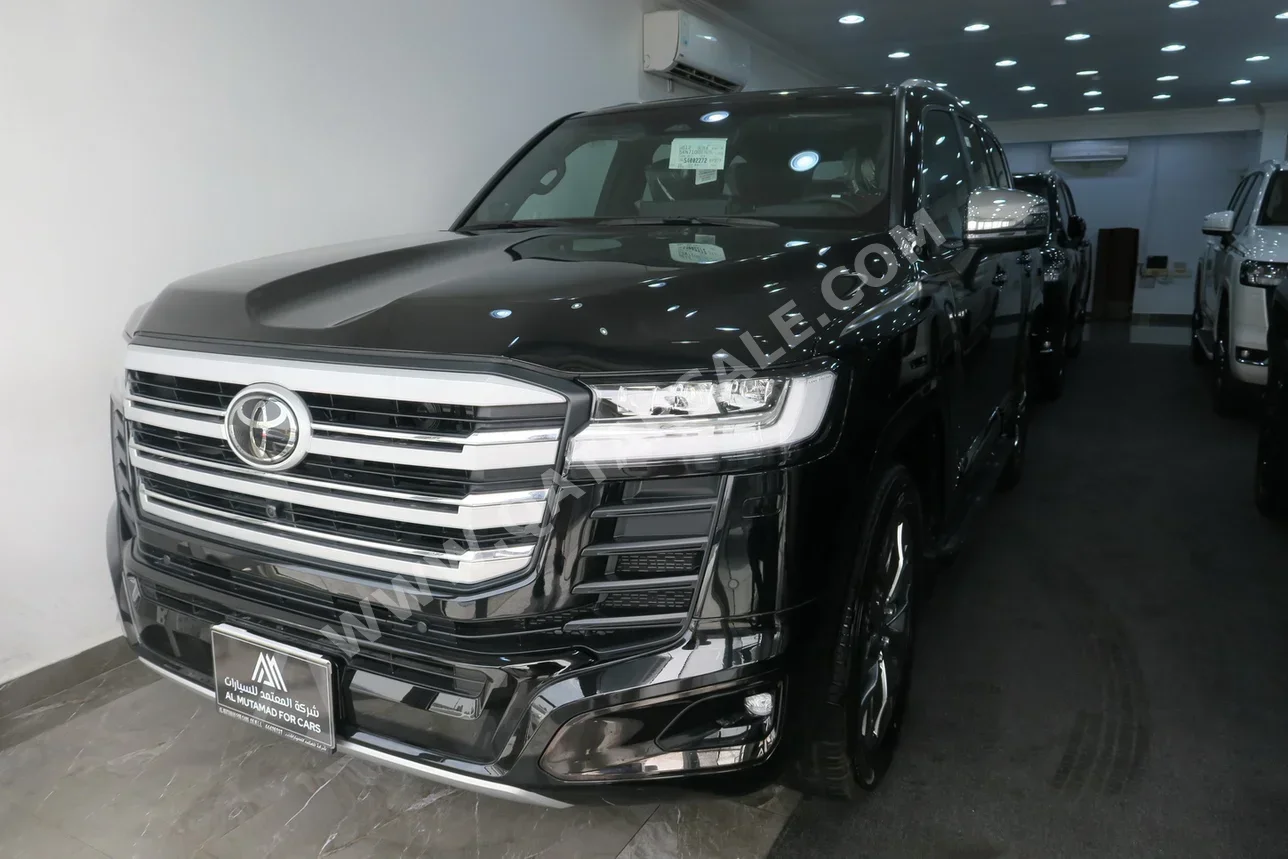 تويوتا لاند كروزر في اكس ار توين توربو 2025 اوتوماتيك 0 كم 6 سلندر دفع رباعي اس يو في أسود تحت الضمان