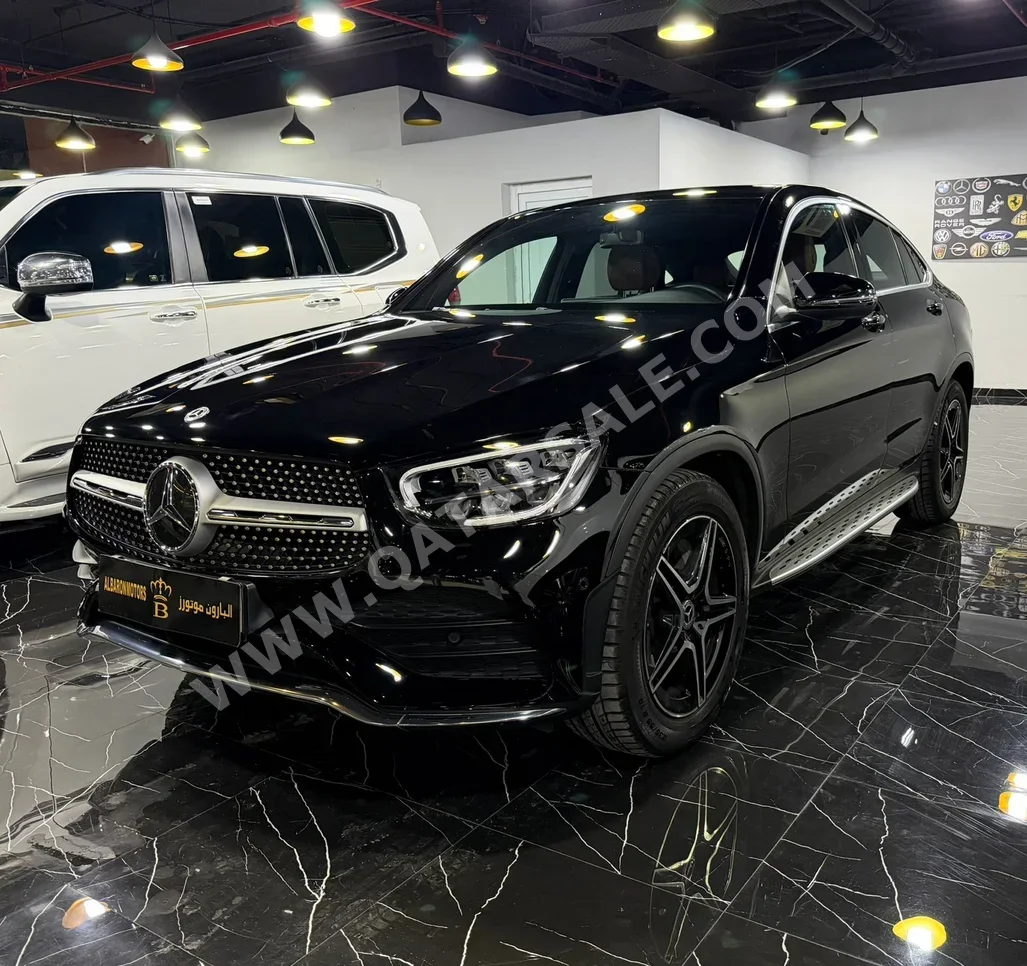 Mercedes-Benz  GLC  200  2023  Automatic  65,000 Km  4 Cylinder  Four Wheel Drive (4WD)  SUV  Black  With Warranty