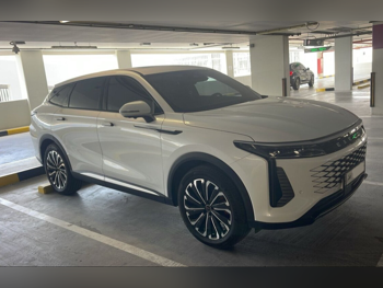 Exeed  RX  400T FlagShip  2024  Automatic  27,000 Km  4 Cylinder  Four Wheel Drive (4WD)  SUV  White  With Warranty