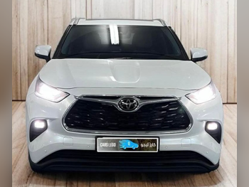 تويوتا  هاي لاندر  ليميتد  2025  اوتوماتيك  5,000 كم  4 سلندر  دفع كلي مستمر  اس يو في  أبيض لؤلؤي  تحت الضمان