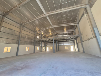 مخازن و مستودعات - الريان  - المنطقة الصناعية  -المساحة: 650 متر مربع