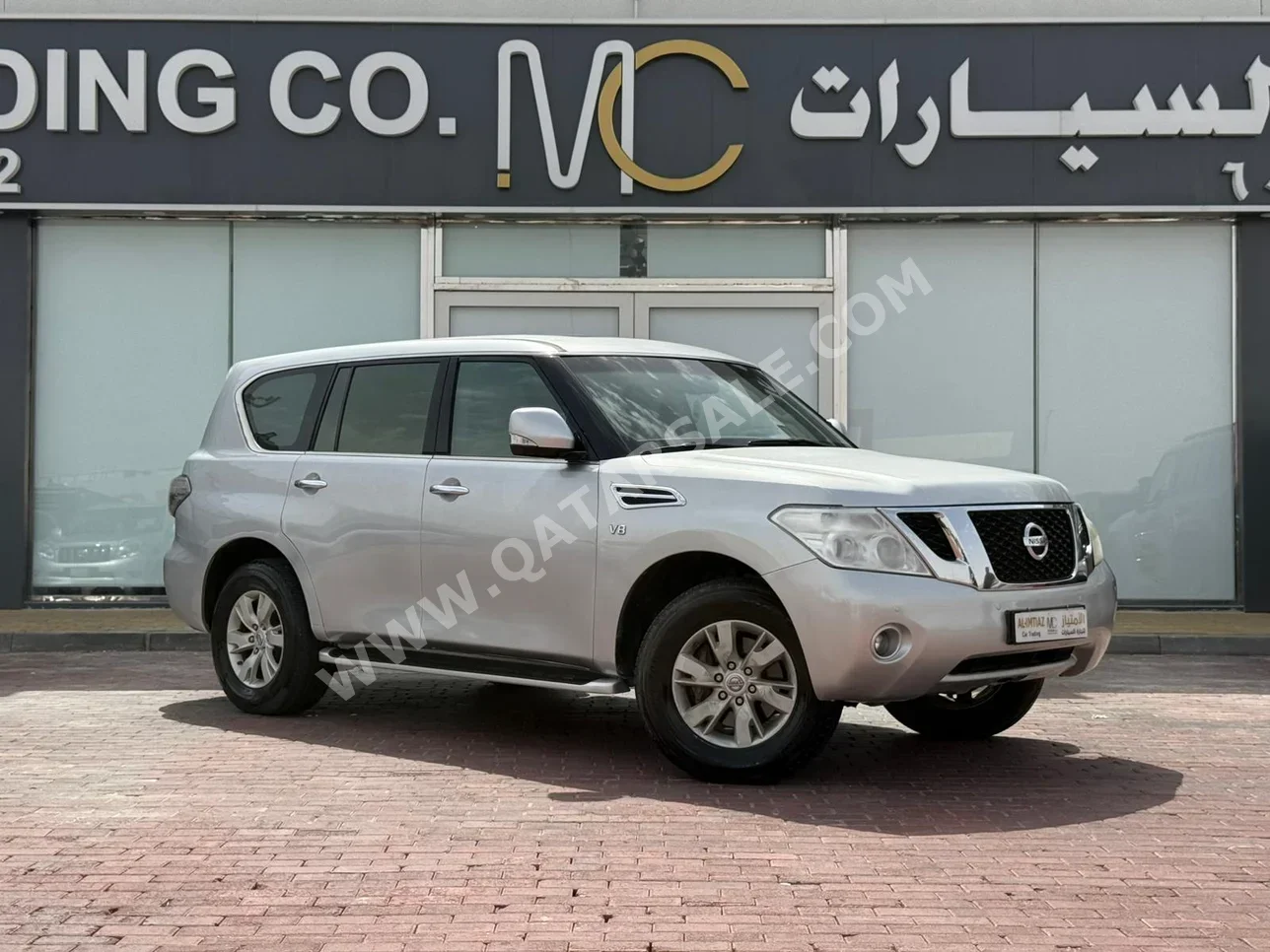 Nissan  Patrol  SE  2013  Automatic  267,000 Km  8 Cylinder  Four Wheel Drive (4WD)  SUV  Silver