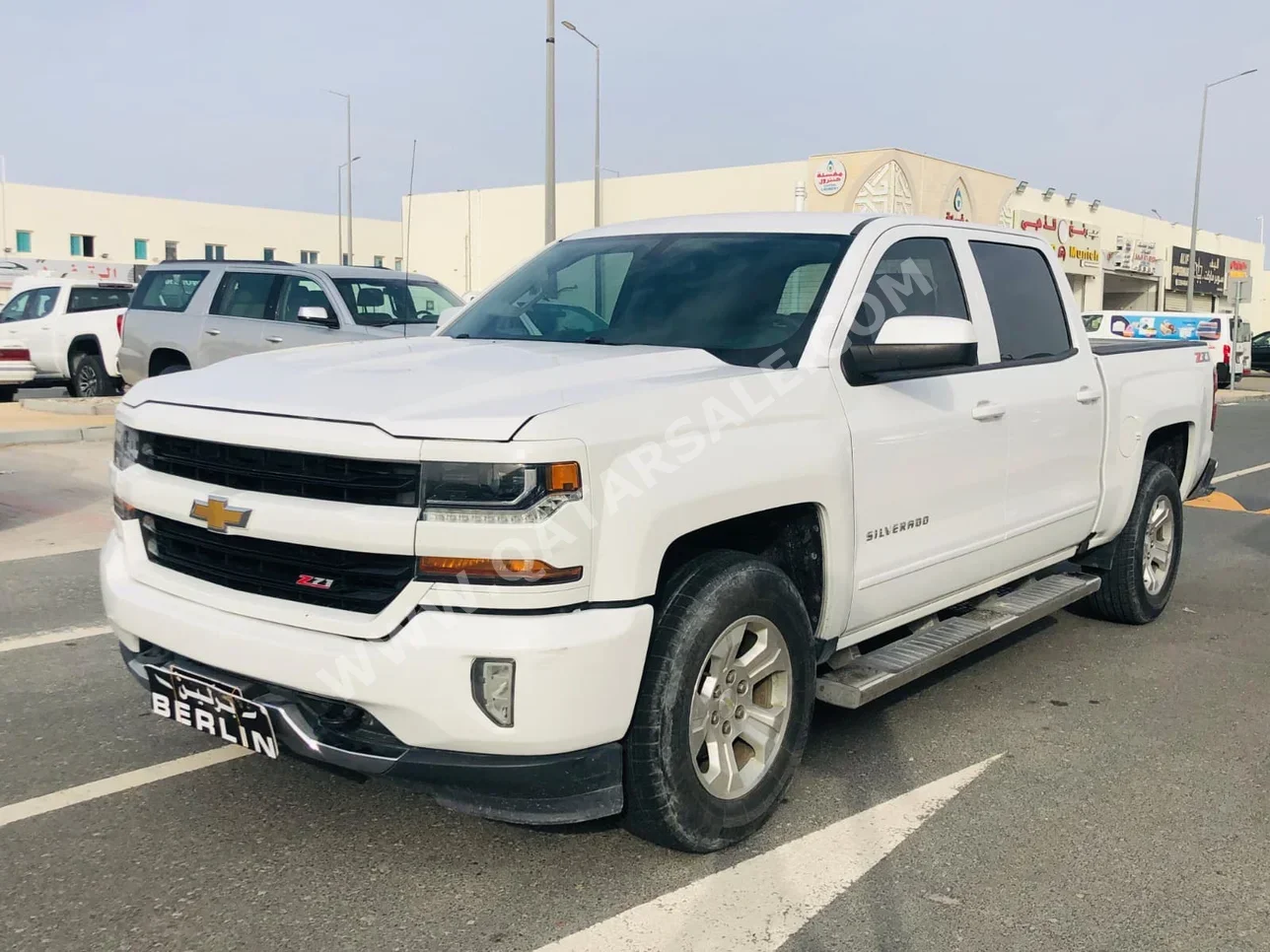 Chevrolet  Silverado  LT Trail Boss Z71  2018  Automatic  171,000 Km  8 Cylinder  Four Wheel Drive (4WD)  Pick Up  White