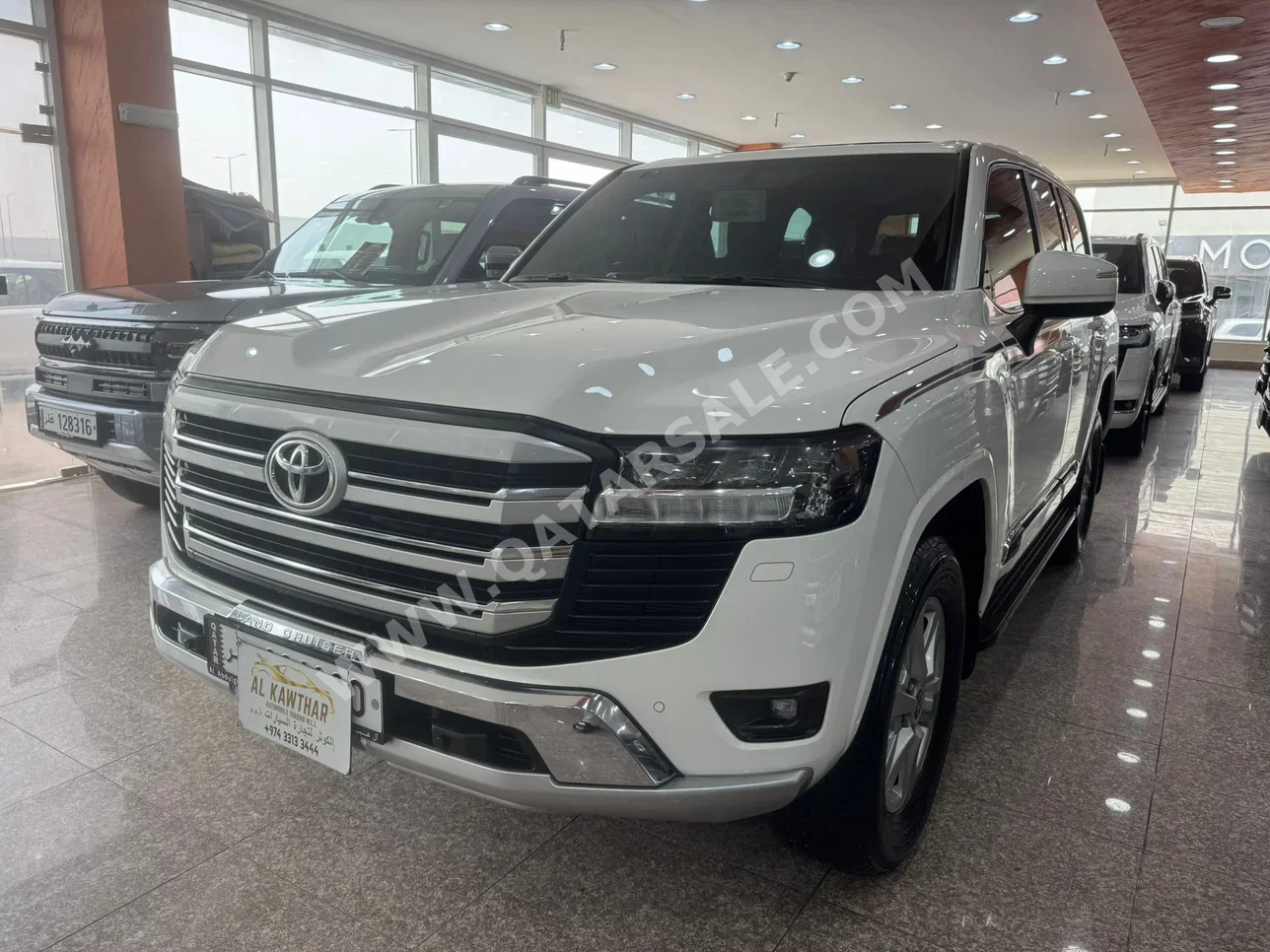 Toyota  Land Cruiser  GXR Twin Turbo  2024  Automatic  39,000 Km  6 Cylinder  Four Wheel Drive (4WD)  SUV  White  With Warranty