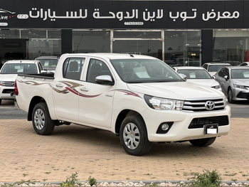 Toyota  Hilux  2025  Automatic  11,000 Km  4 Cylinder  Rear Wheel Drive (RWD)  Pick Up  White