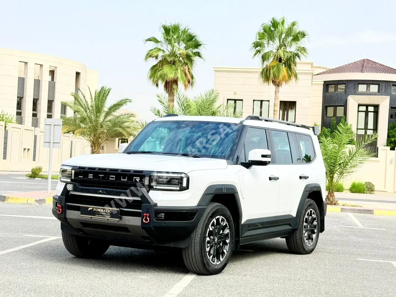 جيتور  جي 700  فلاج شب  2025  اوتوماتيك  9,000 كم  4 سلندر  دفع رباعي  اس يو في  أبيض  تحت الضمان