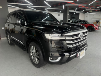 تويوتا  لاند كروزر  في اكس توين توربو  2023  اوتوماتيك  133,000 كم  6 سلندر  دفع رباعي  اس يو في  أسود  تحت الضمان