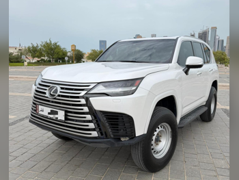 Lexus  LX  600 Luxury  2023  Automatic  100,000 Km  6 Cylinder  Four Wheel Drive (4WD)  SUV  White  With Warranty