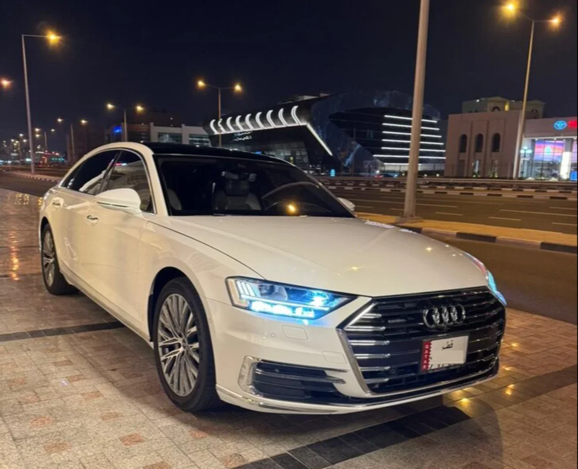 اودي  أي 8  2018  اوتوماتيك  102,000 كم  6 سلندر  دفع كلي مستمر  سيدان  أبيض  تحت الضمان