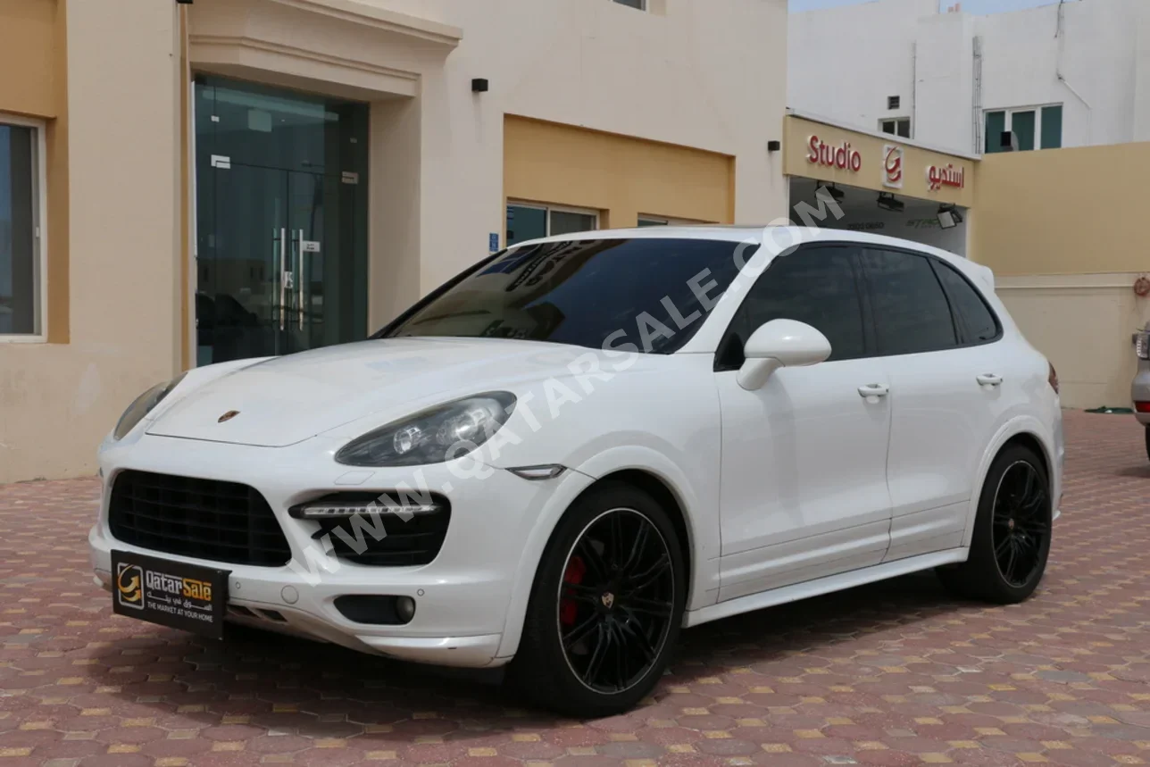 Porsche  Cayenne  GTS  2013  Automatic  230,000 Km  8 Cylinder  Four Wheel Drive (4WD)  SUV  White