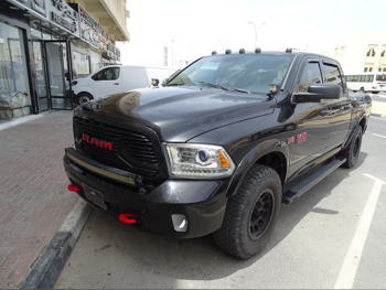 Dodge  Ram  1500 Laramie  2015  Automatic  154,000 Km  8 Cylinder  Four Wheel Drive (4WD)  Pick Up  Black