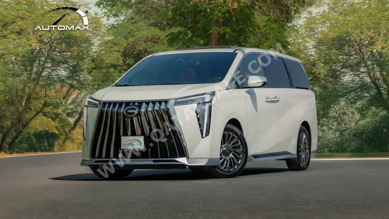 GAC M8 GL 2026 Automatic 0 Km 4 Cylinder Front Wheel Drive (FWD) Van / Bus White With Warranty