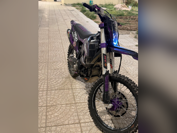 2026 - اللون بنفسجي