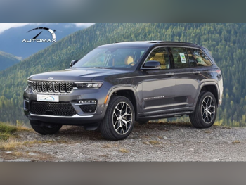 جييب  جراند شيروكي  سومت  2025  اوتوماتيك  0 كم  6 سلندر  دفع رباعي  اس يو في  رمادي  تحت الضمان