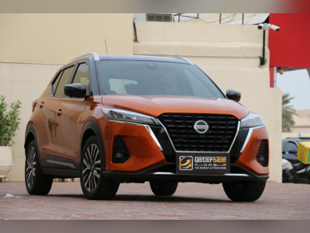 Nissan  Kicks  2021  Automatic  87,000 Km  4 Cylinder  Front Wheel Drive (FWD)  SUV  Orange