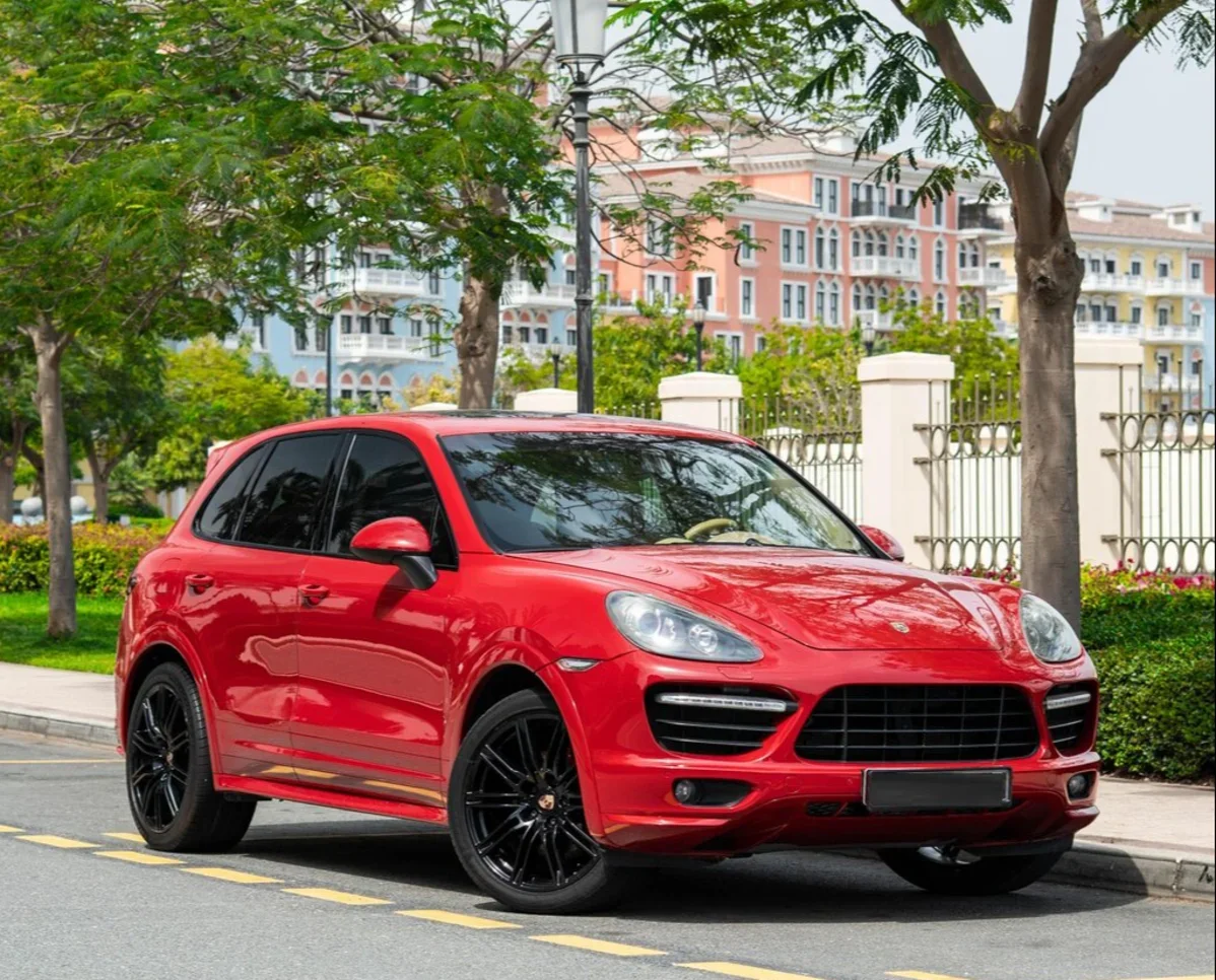 Porsche  Cayenne  GTS  2013  Automatic  125,000 Km  8 Cylinder  Four Wheel Drive (4WD)  SUV  Red