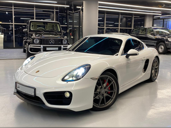 بورش  كايمان  2015  اوتوماتيك  100,000 كم  6 سلندر  دفع خلفي  كوبيه \ سبورت  أبيض