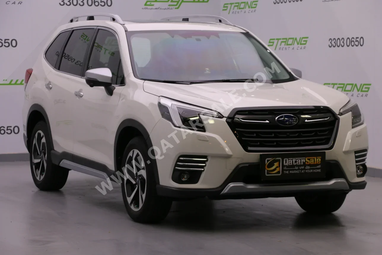 Subaru Forester 2025 Automatic 42,500 Km 4 Cylinder Four Wheel Drive (4WD) SUV Pearl With Warranty