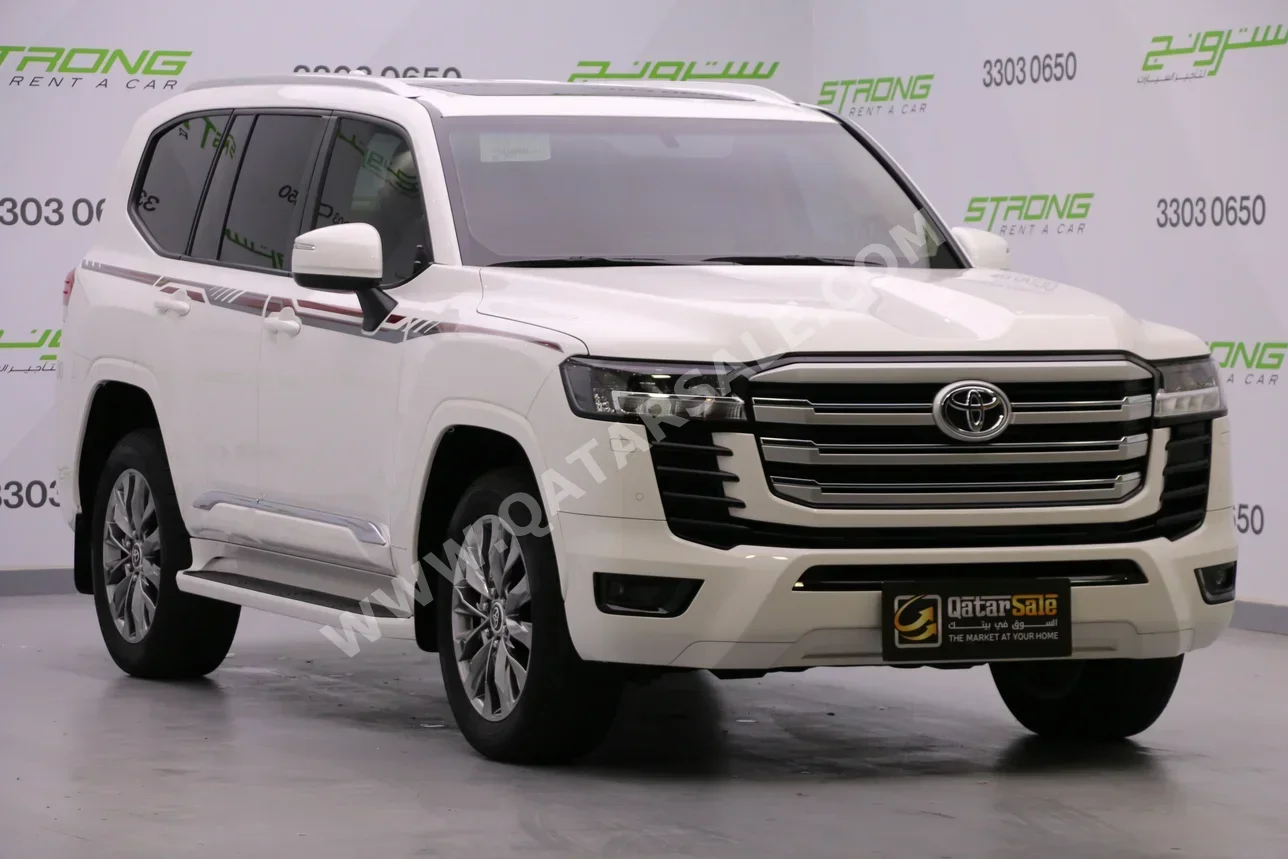 تويوتا لاند كروزر جي اكس ار توين توربو 2025 اوتوماتيك 25,700 كم 6 سلندر دفع رباعي اس يو في أبيض تحت الضمان