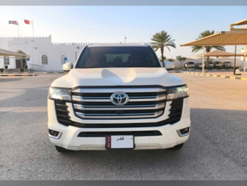 Toyota  Land Cruiser  GXR  2024  Automatic  38,100 Km  6 Cylinder  Four Wheel Drive (4WD)  SUV  White  With Warranty