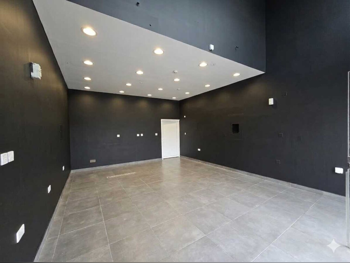 محلات تجارية - غير مفروشة - الدوحة للايجار