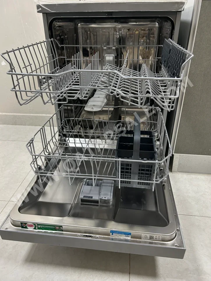 Dishwashers - Conventional Free-Standing  - Beko  - Silver