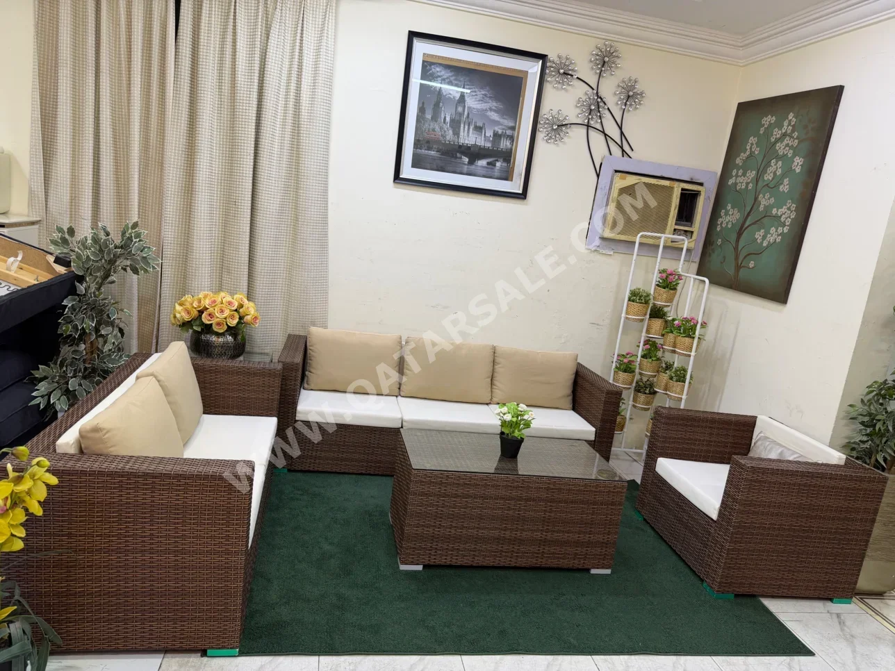 Sofas, Couches & Chairs