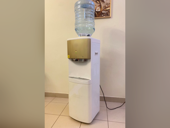 مبردات المياه أبيض حار وبارد - تحميل علوي