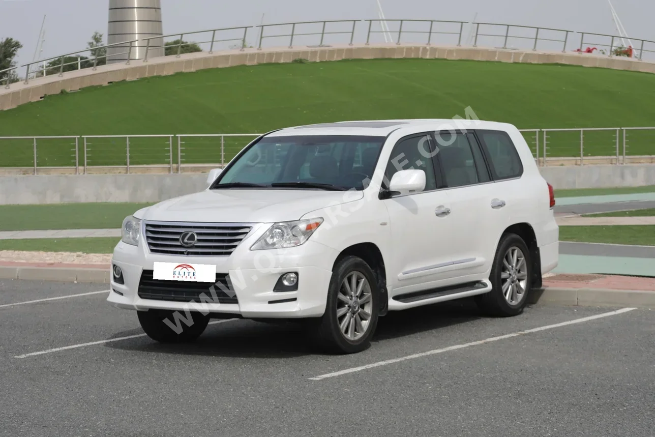 لكزس  ال اكس  570  2010  اوتوماتيك  245,000 كم  8 سلندر  دفع رباعي  اس يو في  أبيض