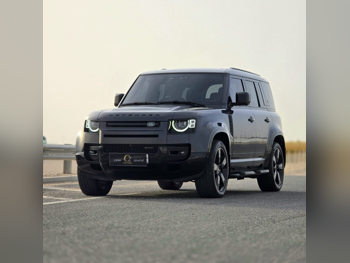 لاند روفر  ديفيندر  110 اكس داينمك  2023  اوتوماتيك  77,000 كم  6 سلندر  دفع رباعي  اس يو في  رمادي كاربيثيان  تحت الضمان