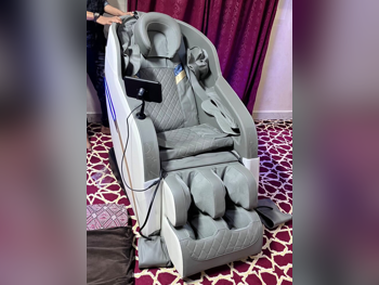 كرسي التدليك بيست مساج  أبيض  الصين  كل الجسم  رباعي الأبعاد